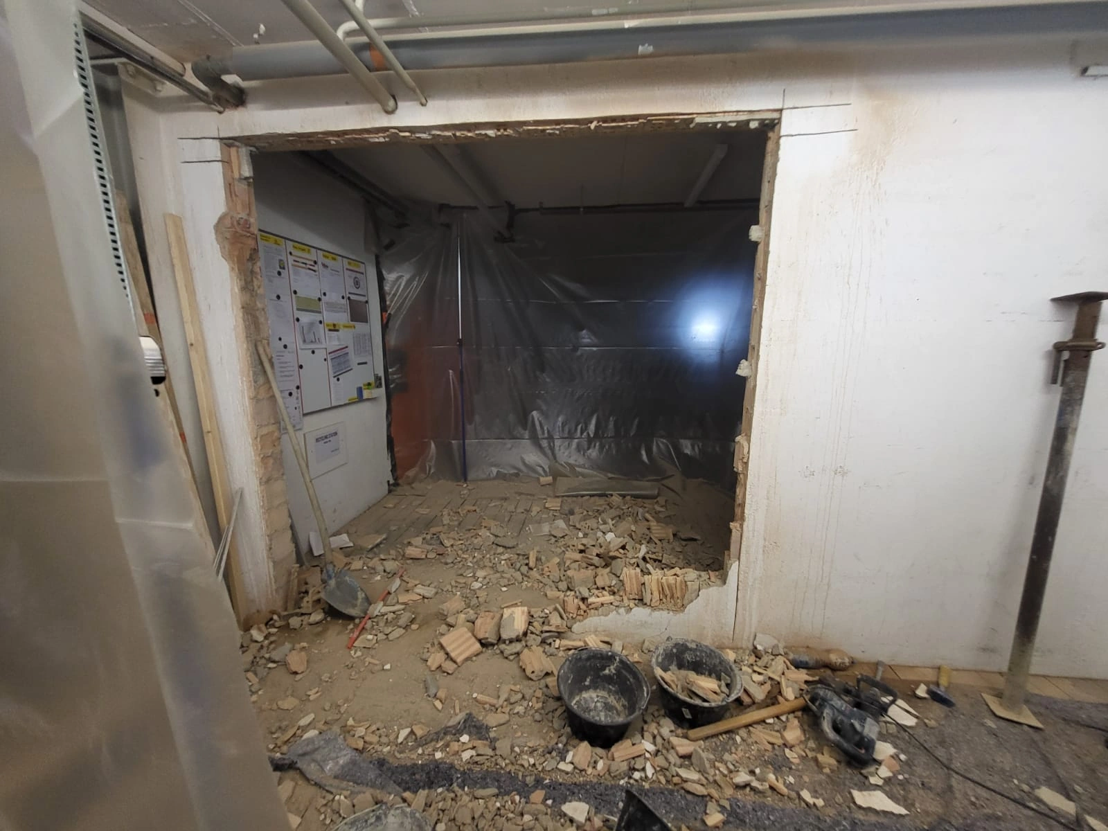 Wanddurchbruch mit Sturz - 2